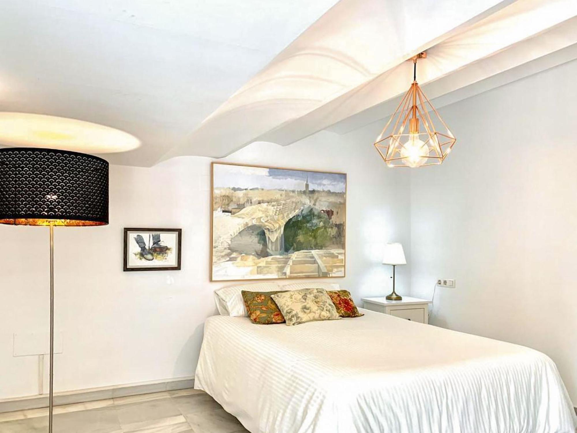 Charming 2 Bedroom Boutique Triplex Apartment With Private Terrace At Seville City Center By Ocityzen Екстер'єр фото
