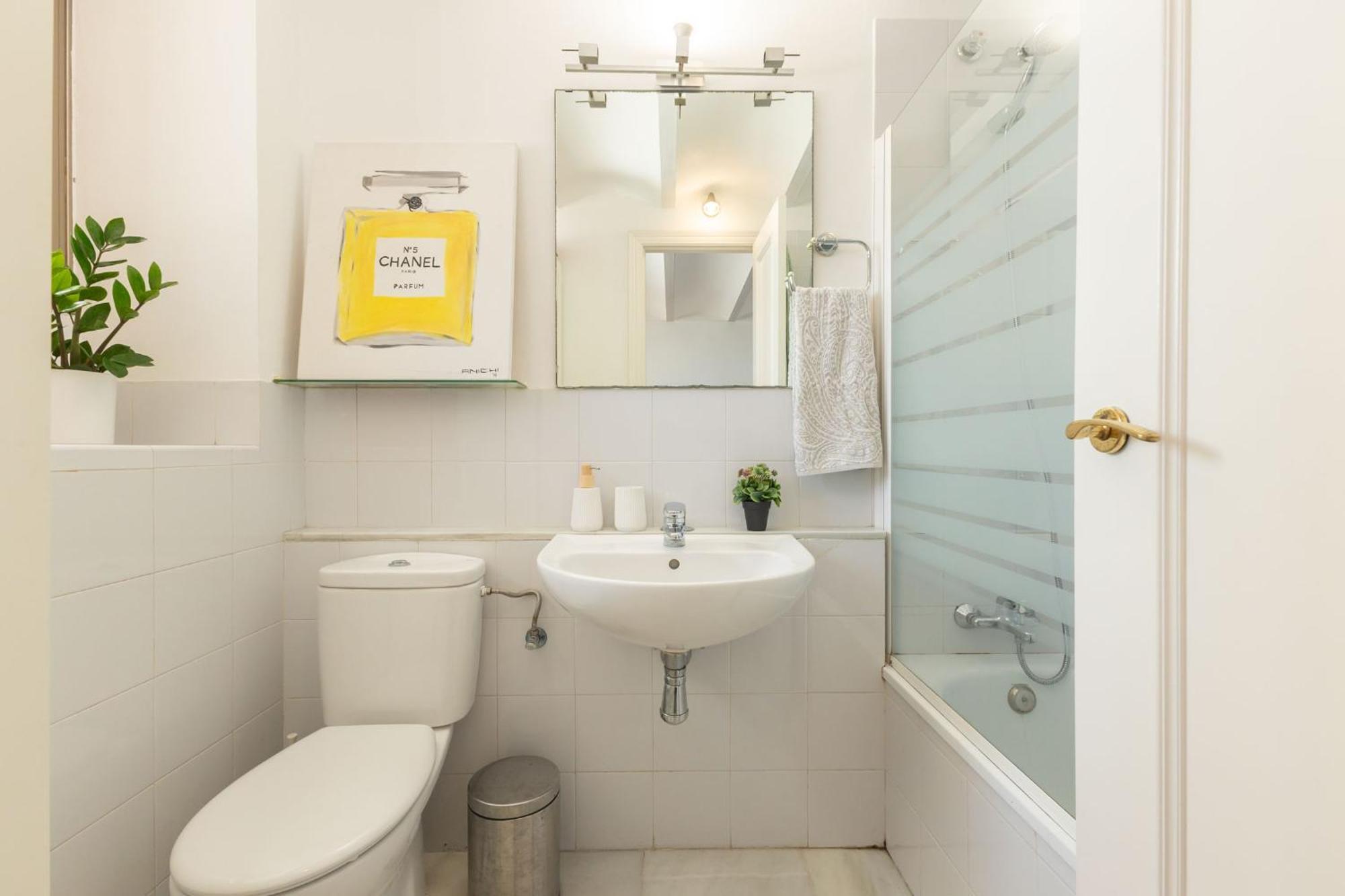 Charming 2 Bedroom Boutique Triplex Apartment With Private Terrace At Seville City Center By Ocityzen Екстер'єр фото