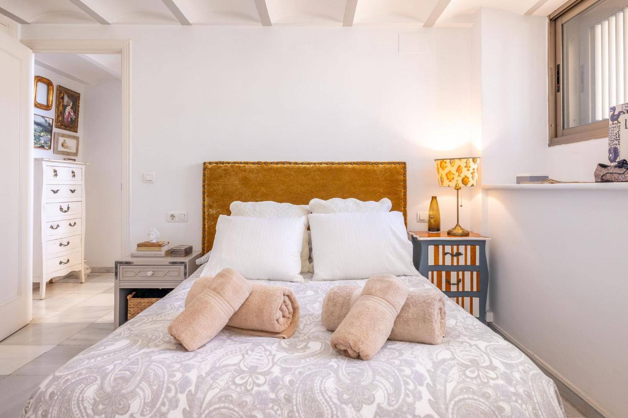Charming 2 Bedroom Boutique Triplex Apartment With Private Terrace At Seville City Center By Ocityzen Екстер'єр фото
