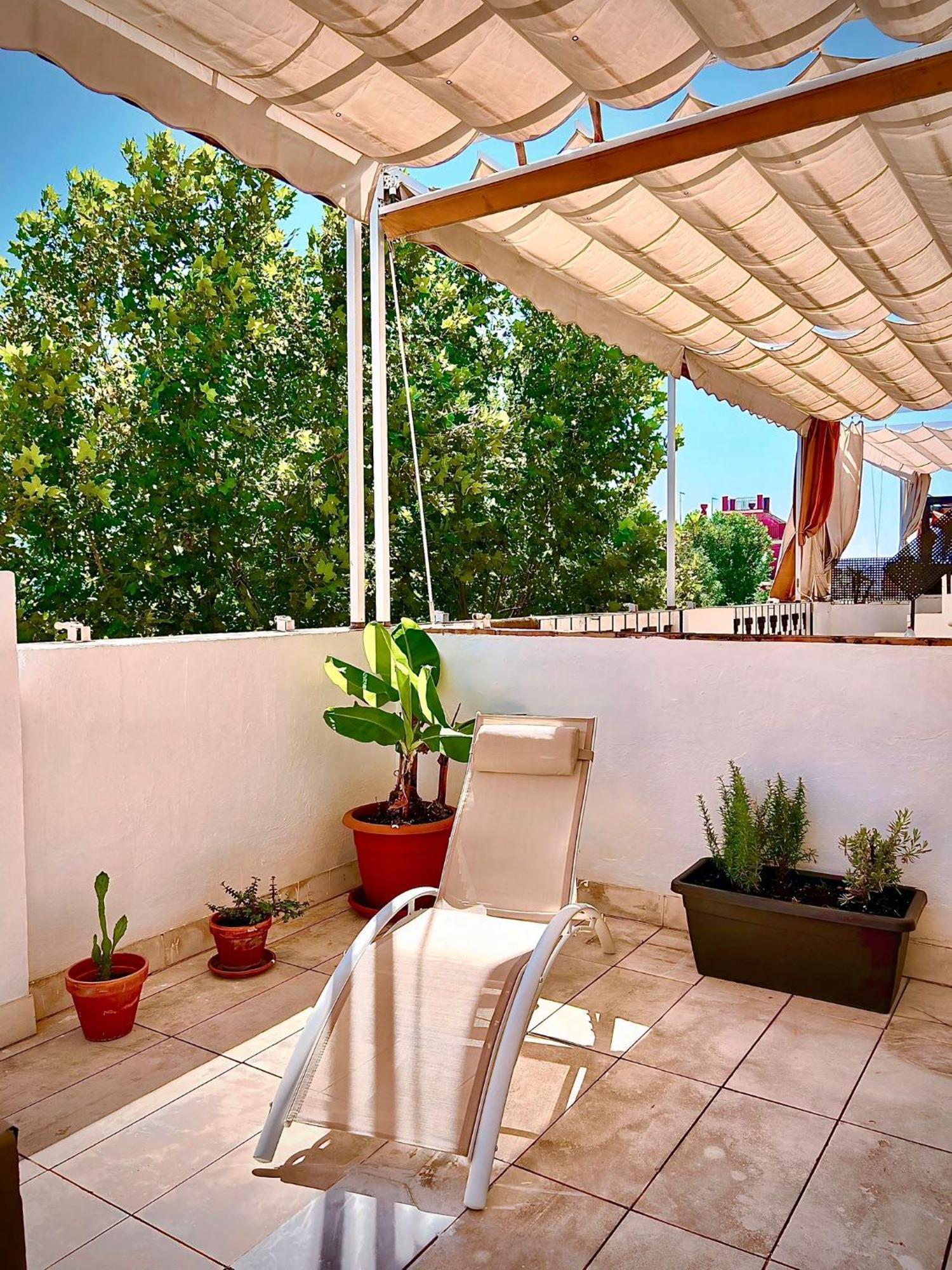 Charming 2 Bedroom Boutique Triplex Apartment With Private Terrace At Seville City Center By Ocityzen Екстер'єр фото