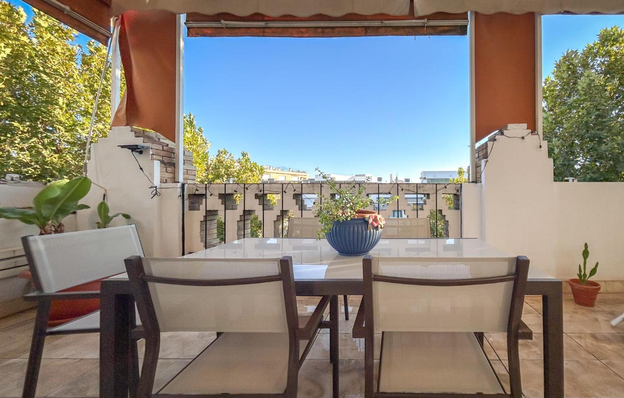 Charming 2 Bedroom Boutique Triplex Apartment With Private Terrace At Seville City Center By Ocityzen Екстер'єр фото
